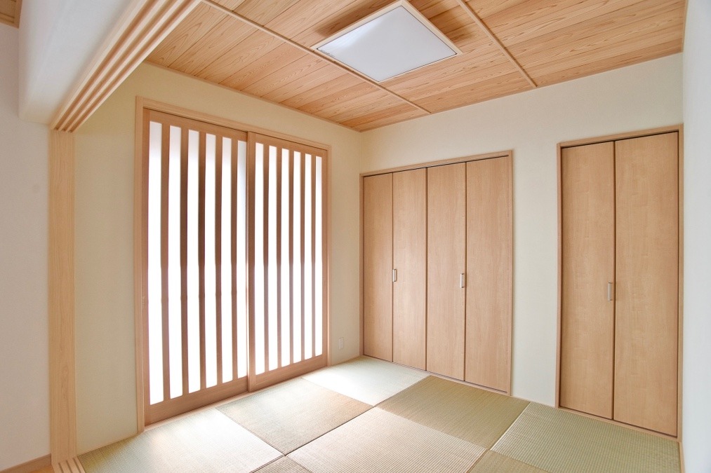 木と畳の心やすらぐ和室【豊後高田市】