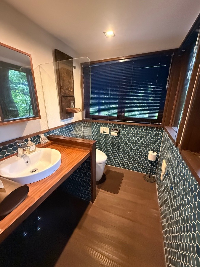 上質で落ち着くトイレ空間