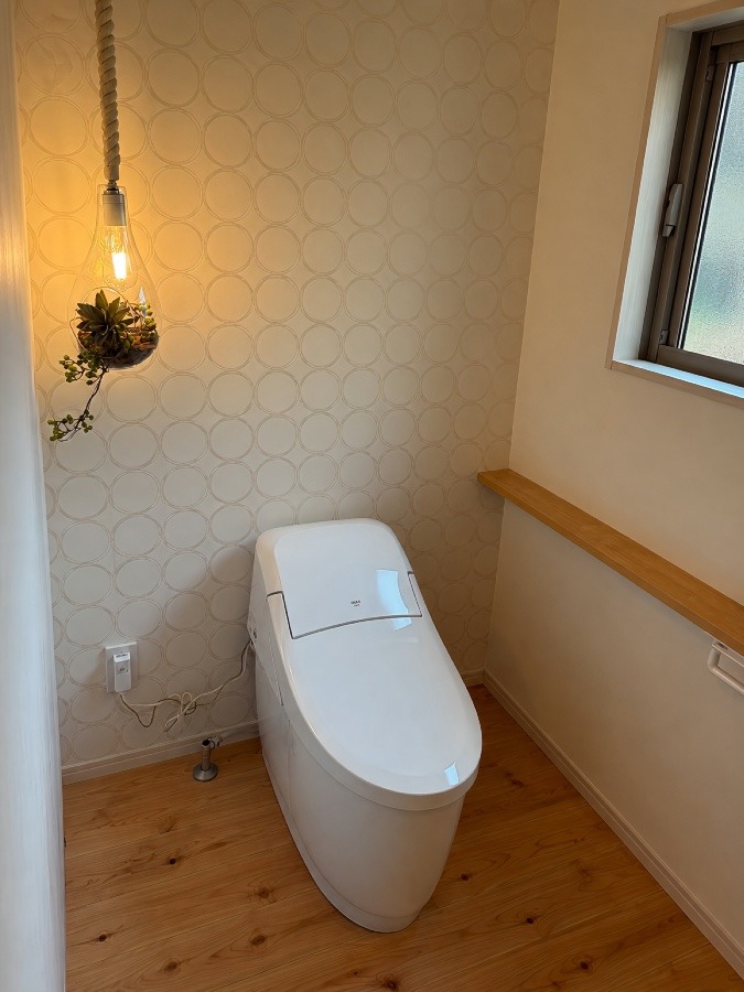 灯りが彩るトイレ空間